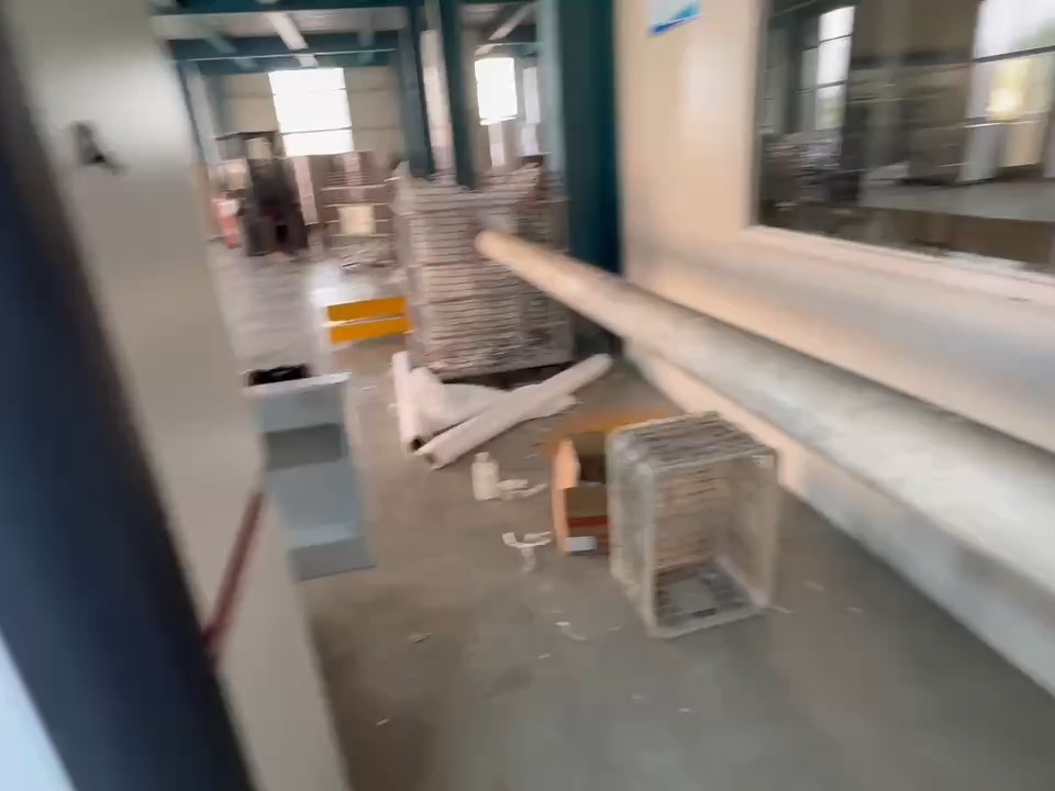 HFQL-GK系列全自動高速龍門式不干膠分切機（高速800米），自動推料